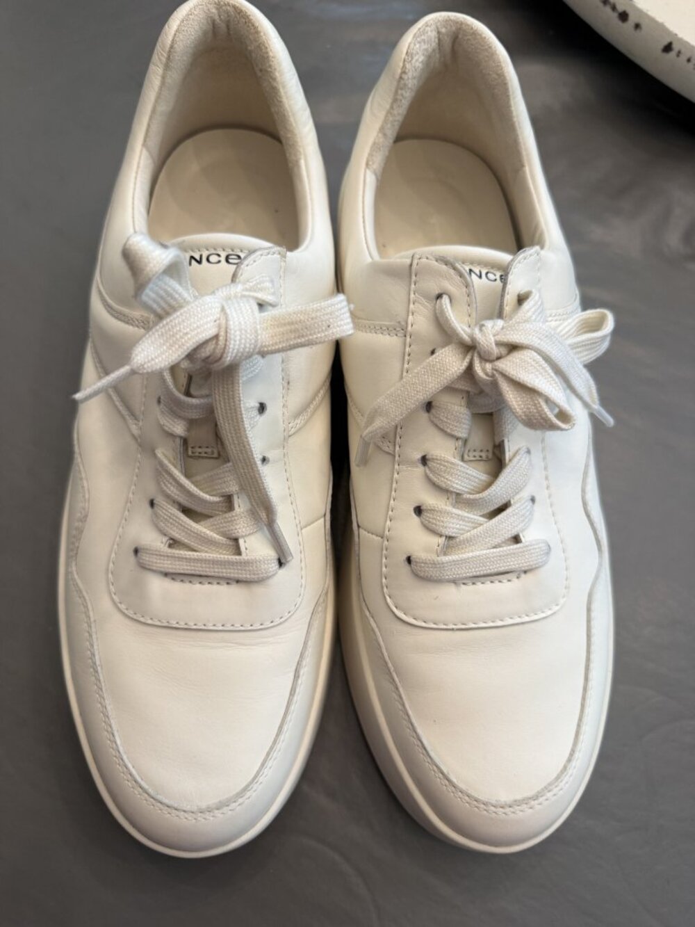 Vince Warren Court leather ladies sneakers